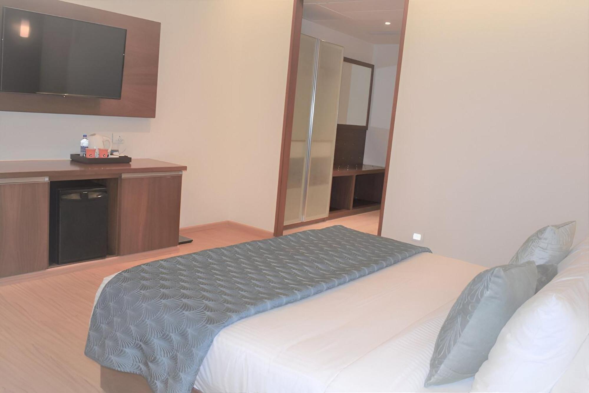 Fortune Park Airport Road, Hubballi - Member Itc Hotels' Group Eksteriør billede